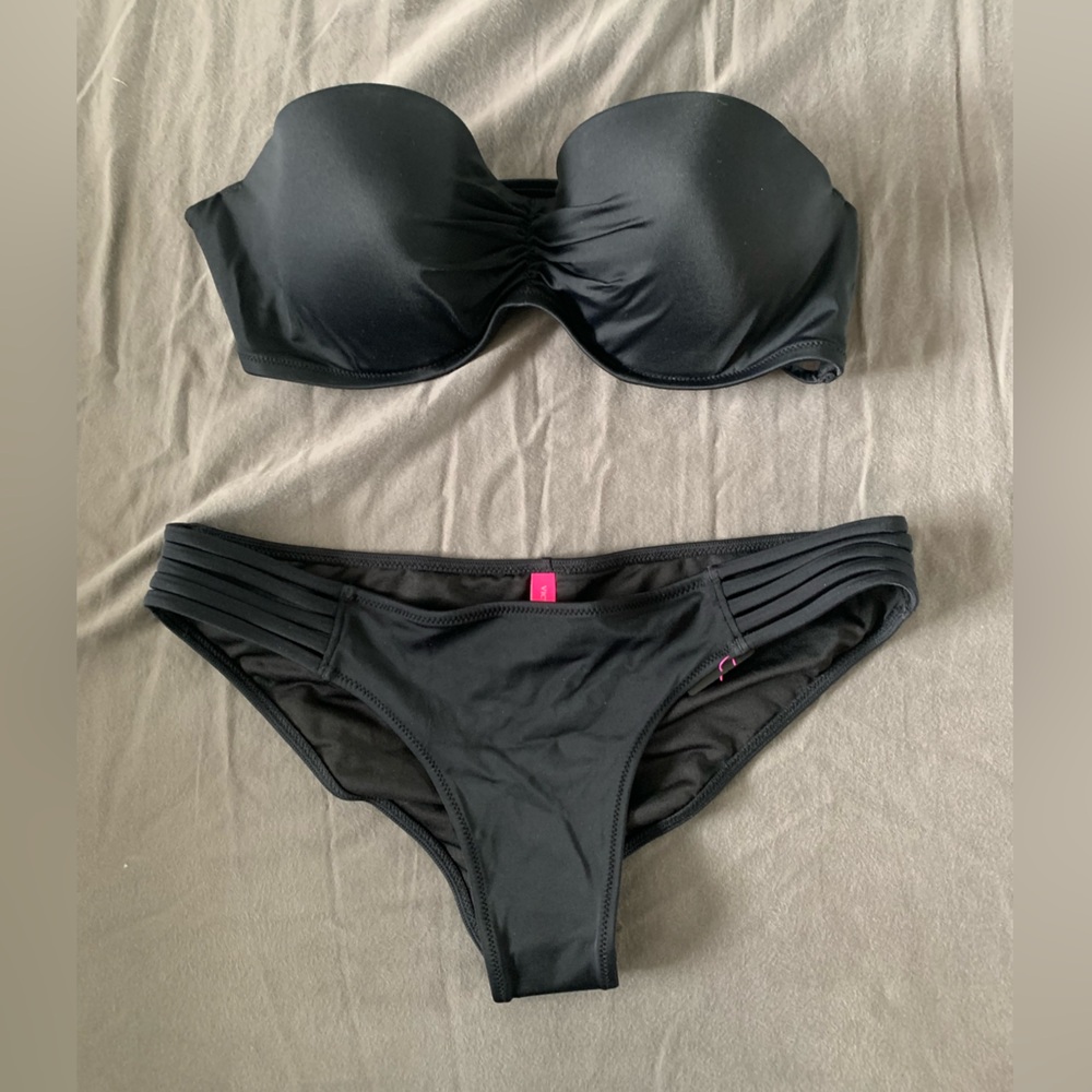NWT/NWOT - VS Bikini Set